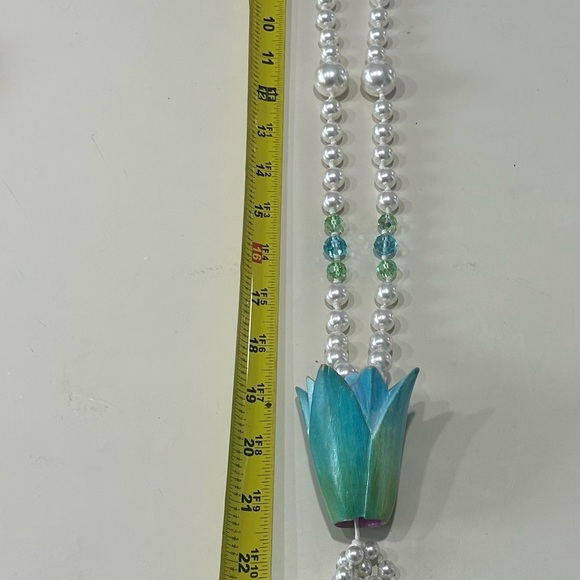 Very Unique Vintage Pearl, Blue and Green Beaded Necklace with Tulip
